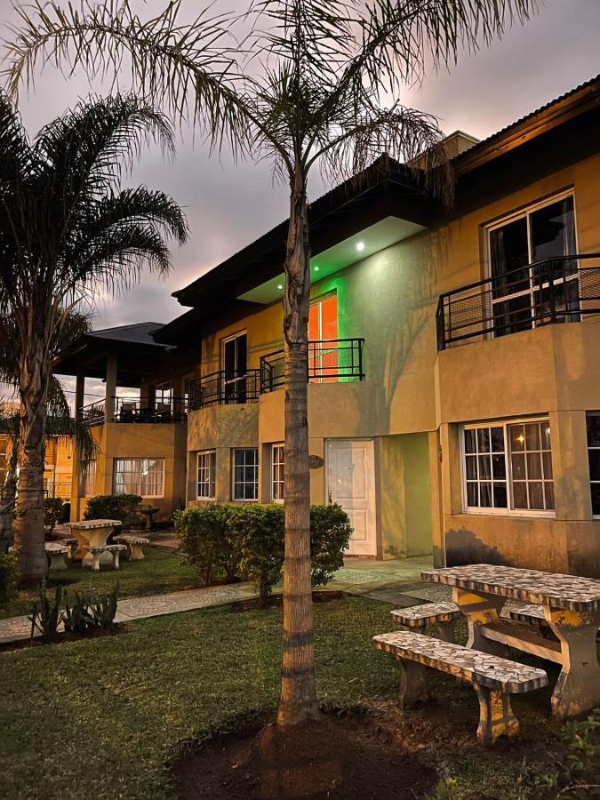 Fuente De Vida Lejlighedshotel Colón Eksteriør billede